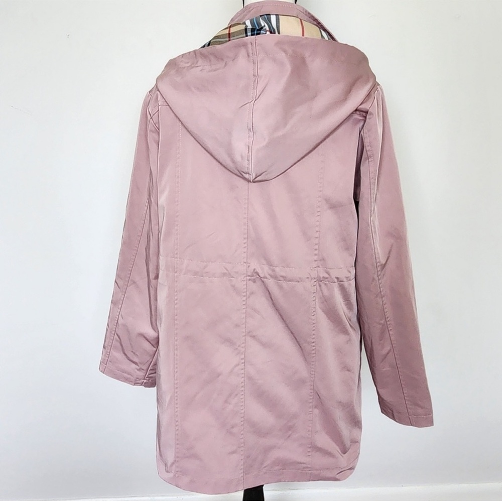 Two rain jackets. Women's Mauve Utility Jacket with Hood. - Picture 15 of 16